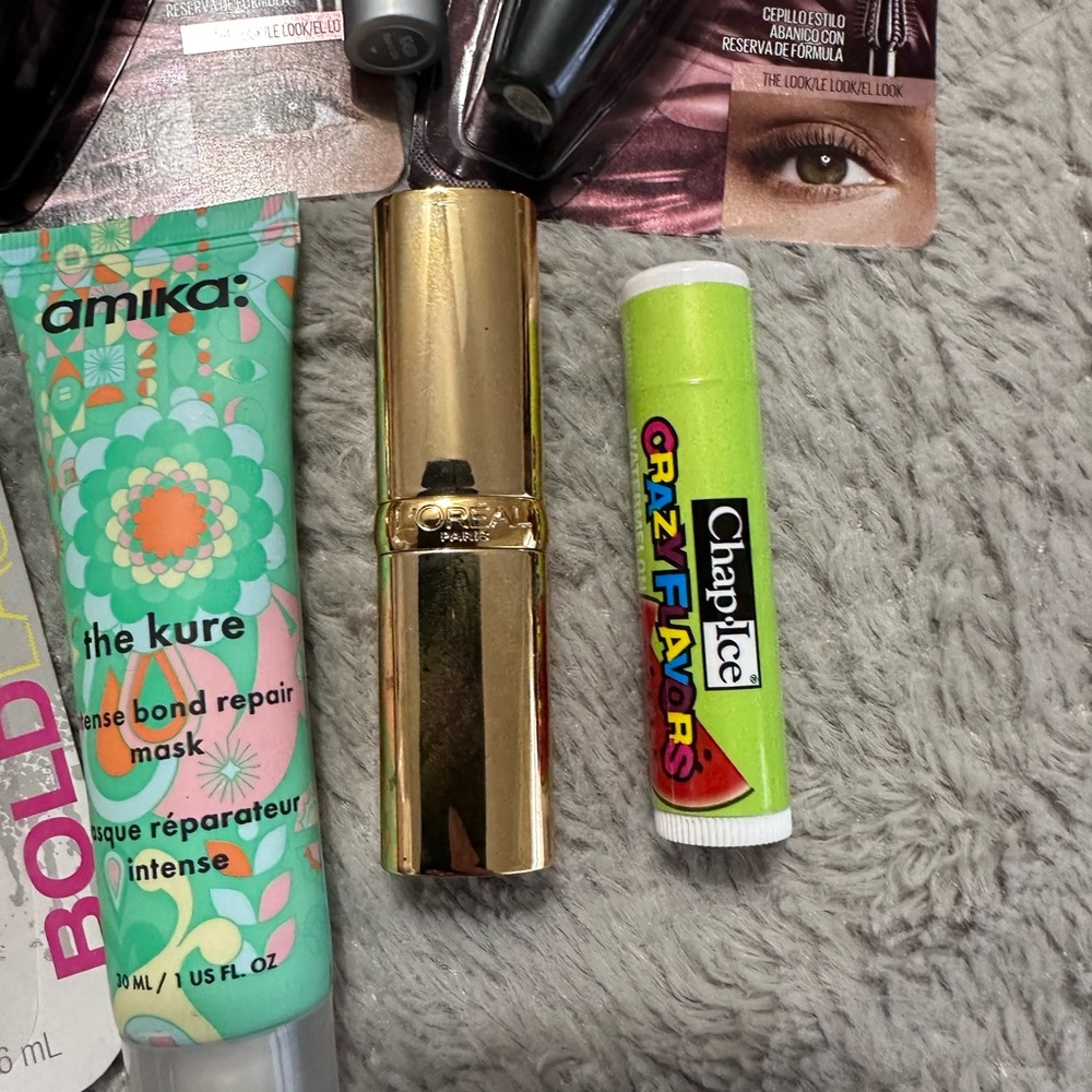 NEW Beauty Bundle - Picture 5 of 9